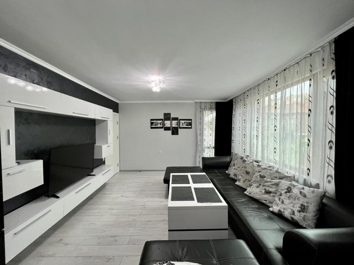 Tea Apartments Поморие Экстерьер фото