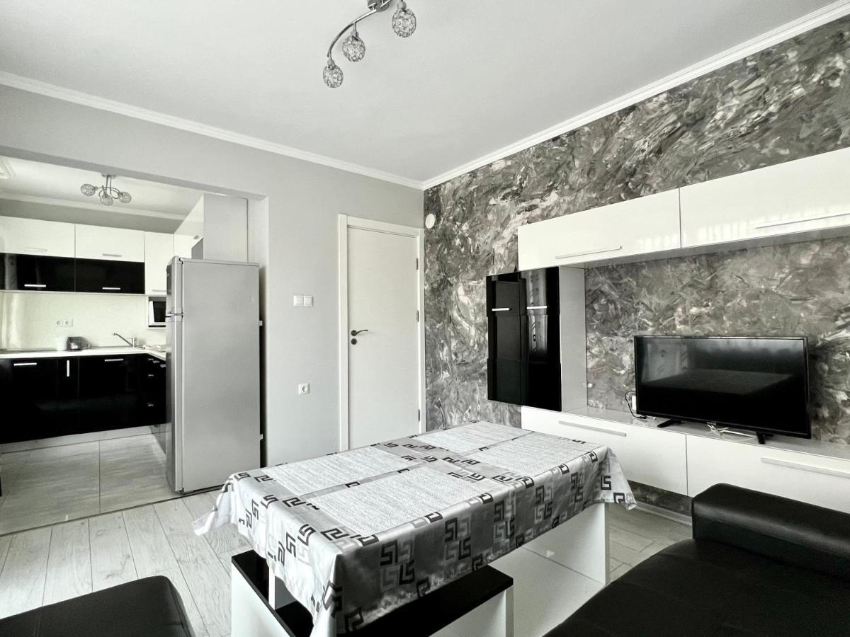 Tea Apartments Поморие Экстерьер фото