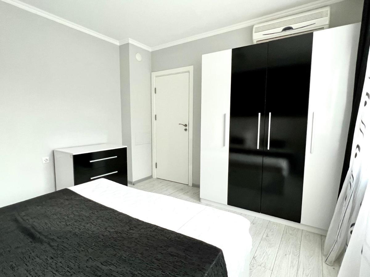 Tea Apartments Поморие Экстерьер фото