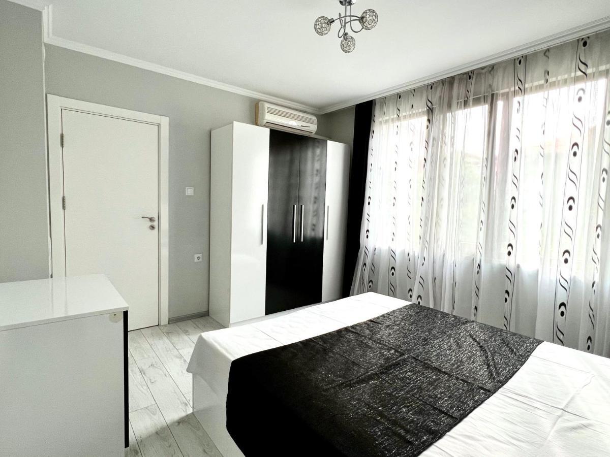 Tea Apartments Поморие Экстерьер фото
